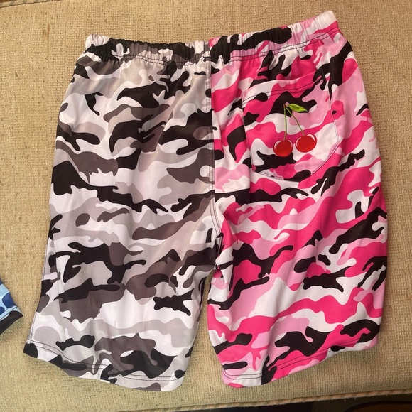 Secret Scientist Split Camo Shorts (2XL) (Pink / Grey / White / Black) - Picture 3 of 4